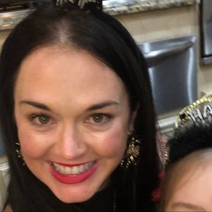 Meet your Posher, Christina